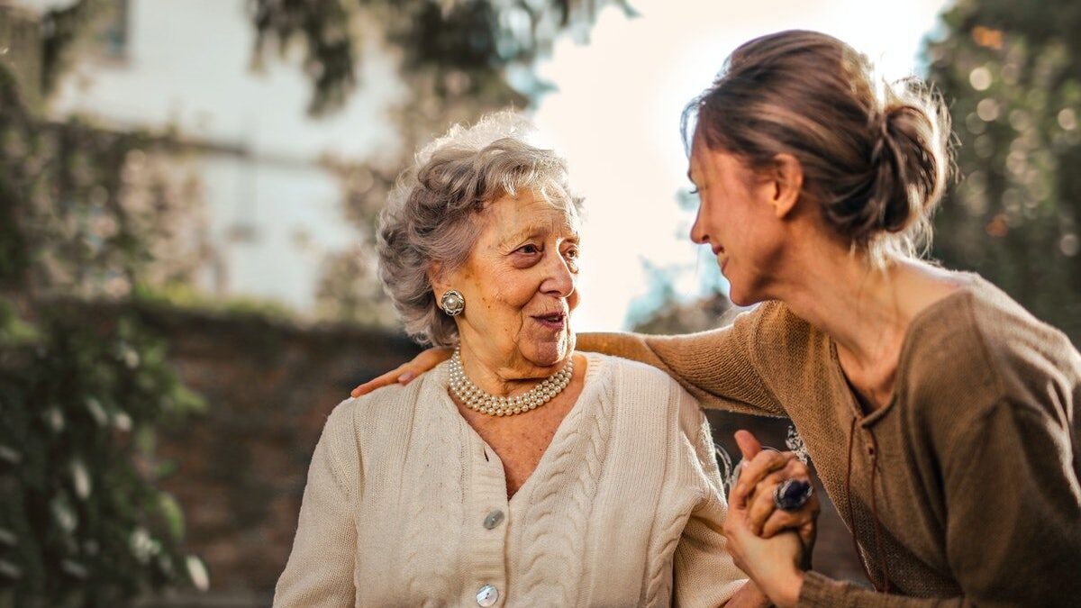 How to care for a parent who is elderly and lives in your home